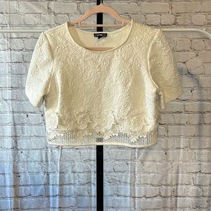 Stunning Express floral crop top